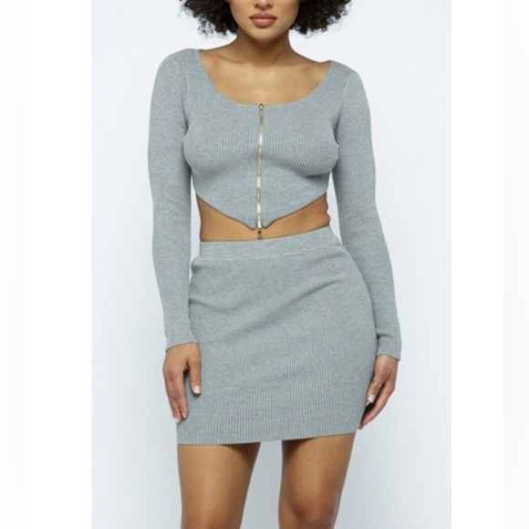 🩶 Smoky Quartz Gray 2 Way Zipper Top And Skirt Set - Picture 1 of 1